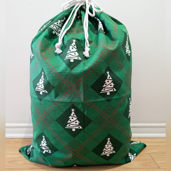 1 Brand New Jumbo sized Christmas Cotton Gift Bag🎄 Reusable - Picture 1 of 9